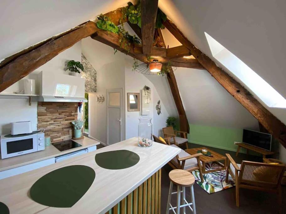 Sous Les Tropiques D'Ablis Apartamento Exterior foto